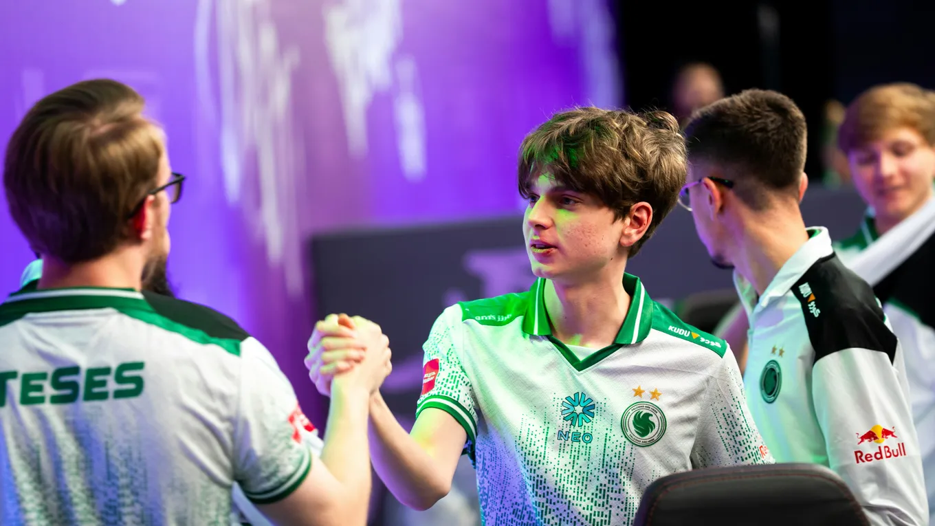 Прогноз на матч Team Falcons – Astralis: «соколы» не испытают проблем с датской дружиной