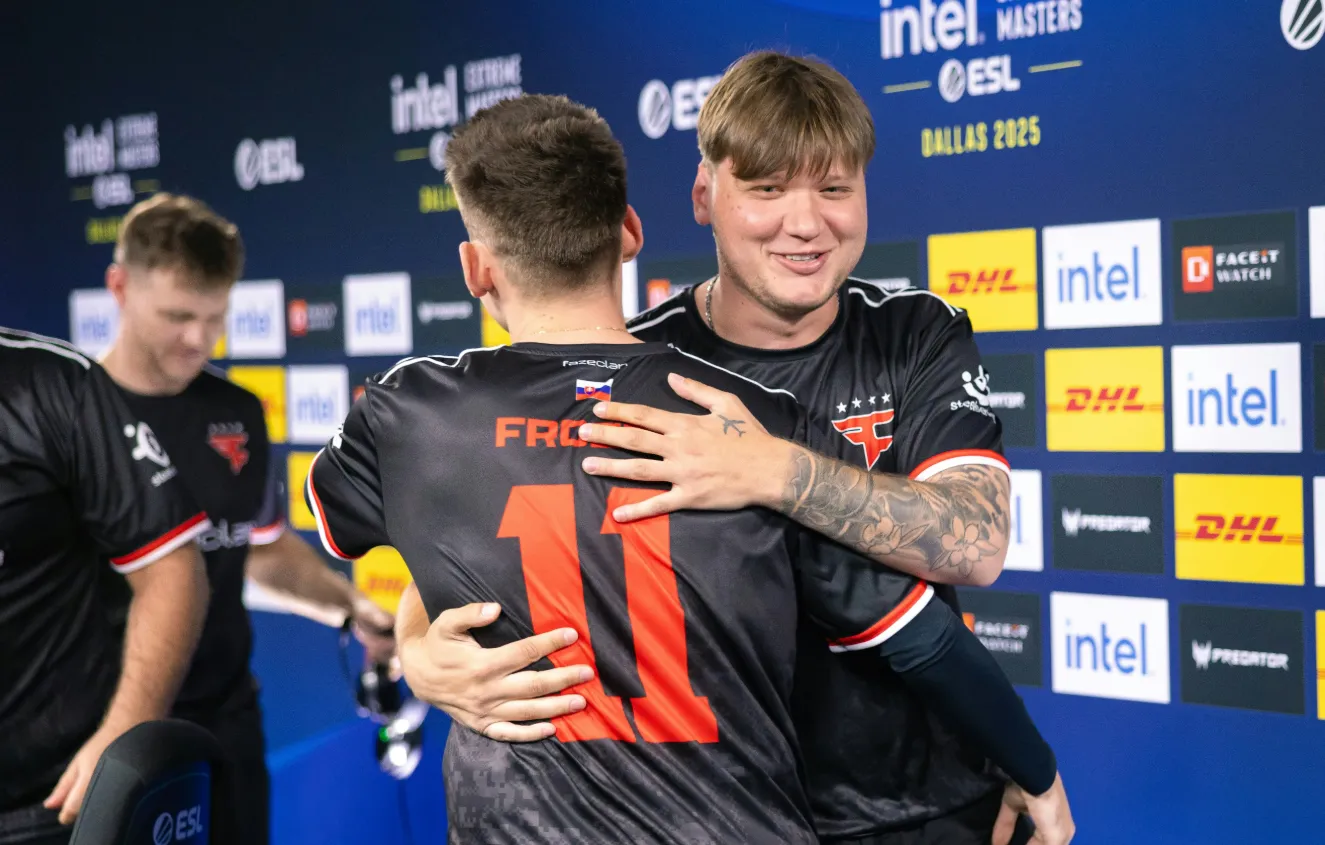 Александр s1mple Костылев