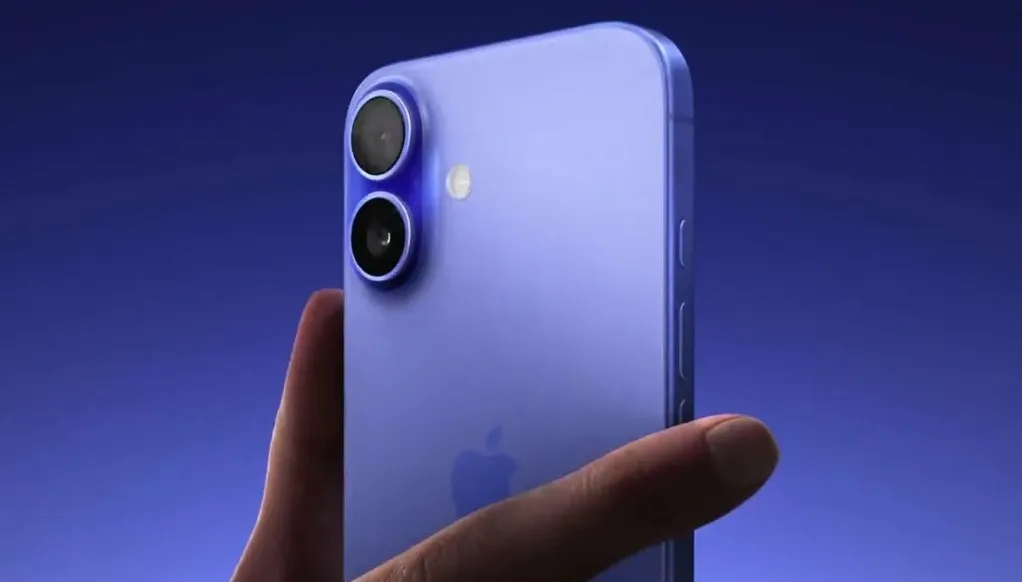 Базовый iPhone 16