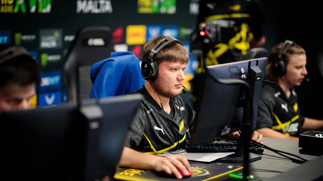 Александр s1mple Костылев