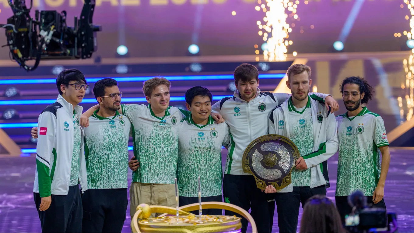 Прогноз на матч Team Falcons – MOUZ: «соколы» справятся с «мышками»