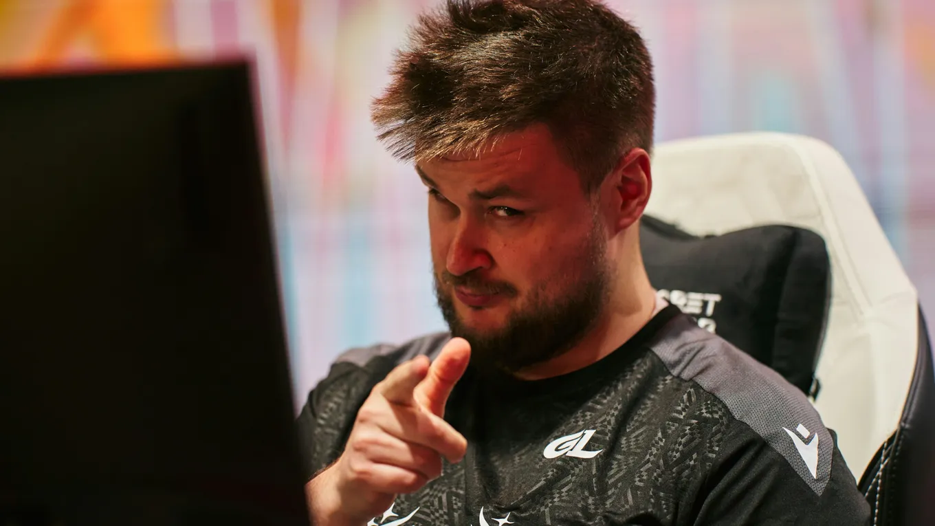 Прогноз на матч GamerLegion – JiJieHao: невероятный шанс для аутсайдеров
