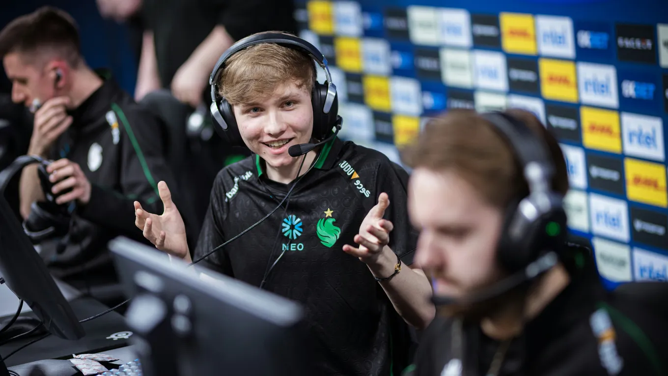 Прогноз на матч Team Falcons – Natus Vincere: «соколы» одолеют «рожденных побеждать»