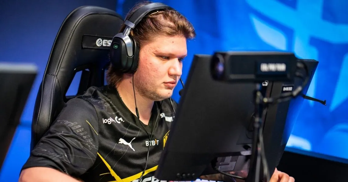 Александр s1mple Костылев