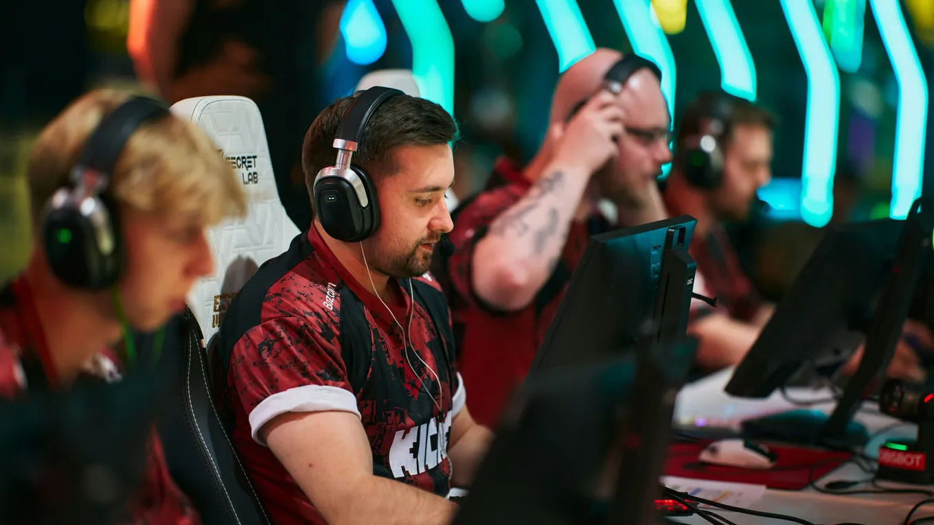 Прогноз на матч Astralis – Ninjas in Pyjamas: дуэль датских костяков на вылет