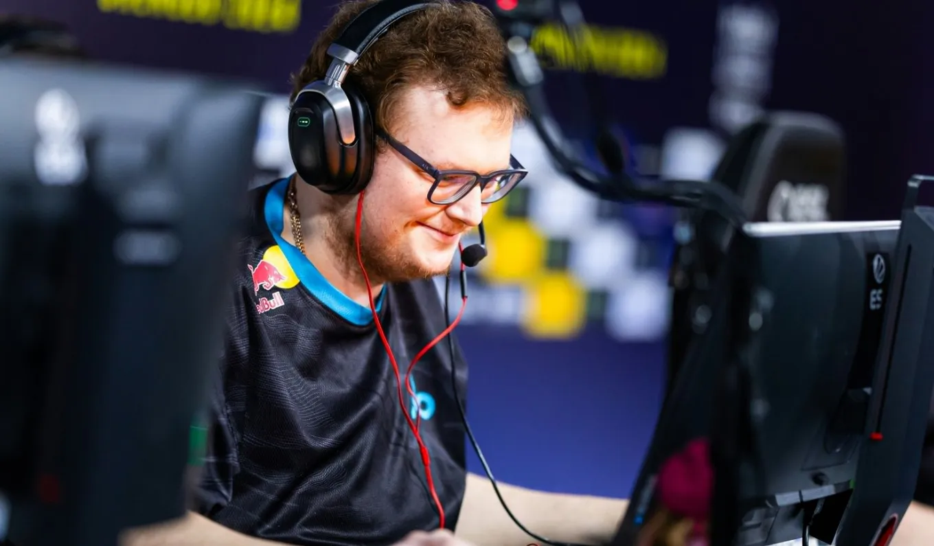 Cloud9 – FaZe Clan: команды пробьют тотал по фрагам