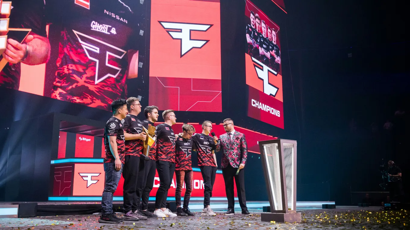 FaZe Clan стала первой международной командой, выигравшей мейджор
