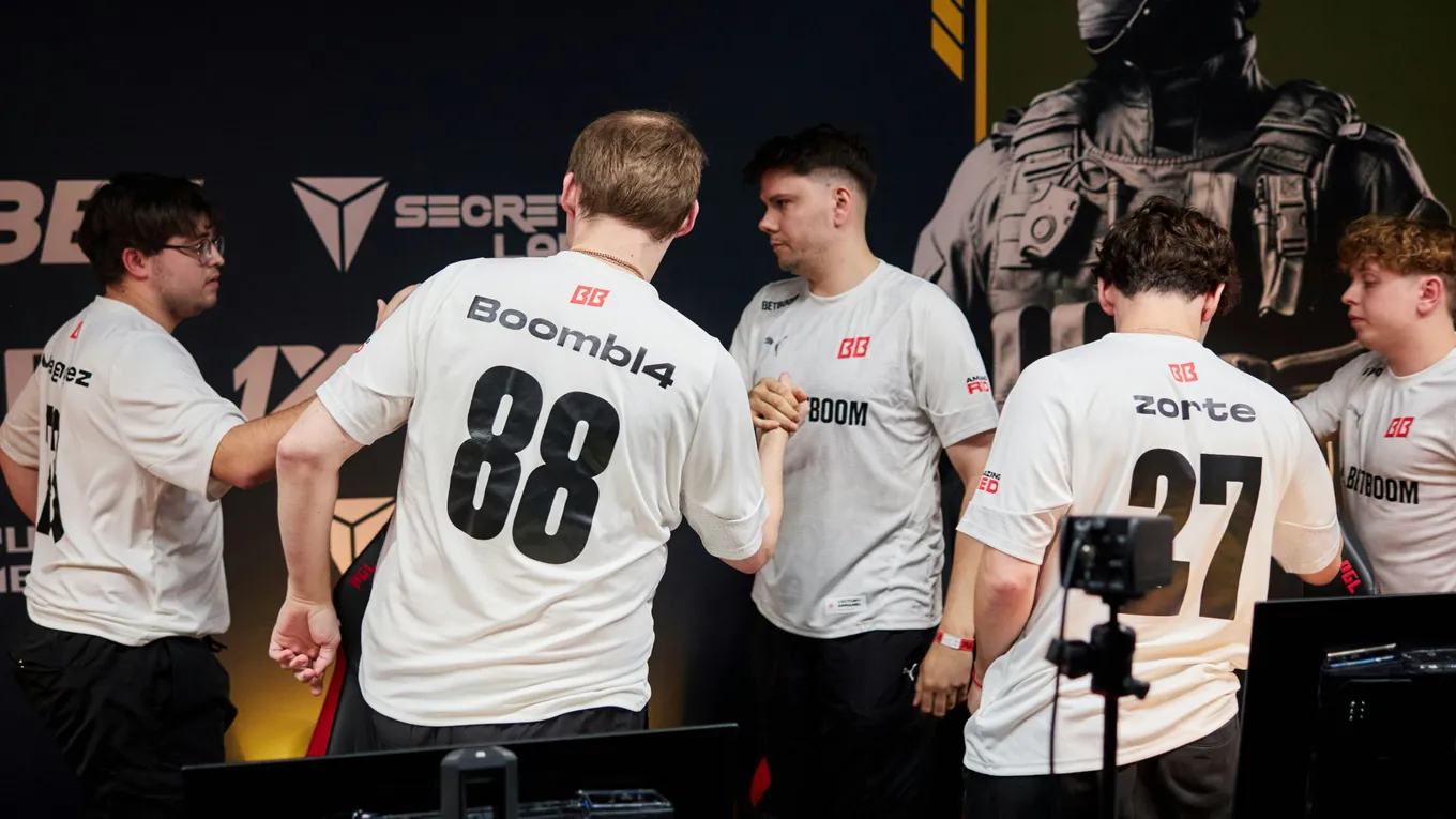 Прогноз на матч BetBoom Team – NAVI: российский состав навяжет борьбу