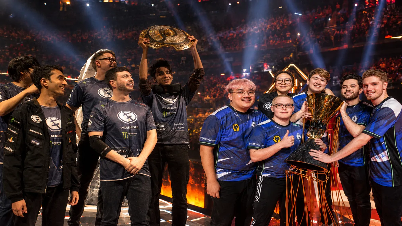 Два поколения Evil Geniuses, два чемпионства мира: The International 2015 и VALORANT Champions 2023