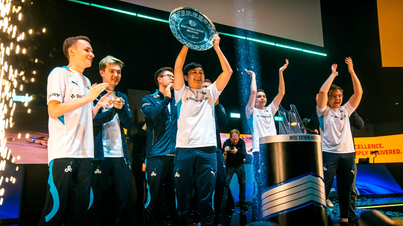 Трофей IEM Dallas 2022 оказался единственным для Cloud9 за весь год