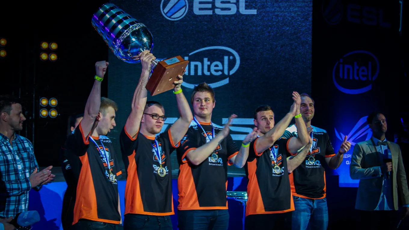 На домашнем мейджоре Virtus.pro выступала при поддержке более 10 тысяч польских болельщиков