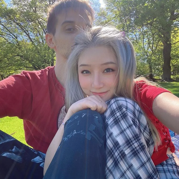 Чжан Dove Тяньге и Артур Arteezy Бабаев