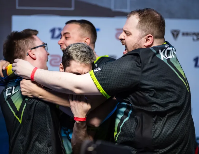 9 Pandas после победы в матче за последний слот против GamerLegion