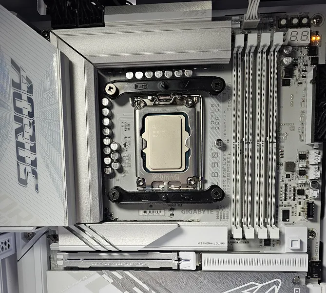 Intel Core Ultra 7 265KF