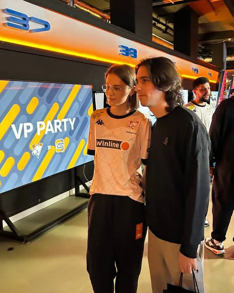 Virtus.pro анонсировала новую киберспортивную форму на 2024 год