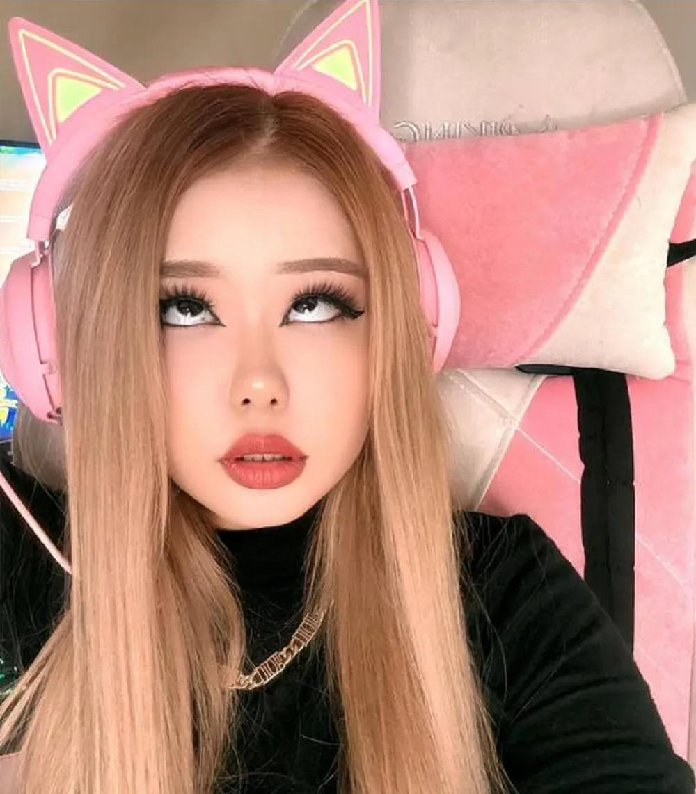 Аля ABQueen Бекбаева