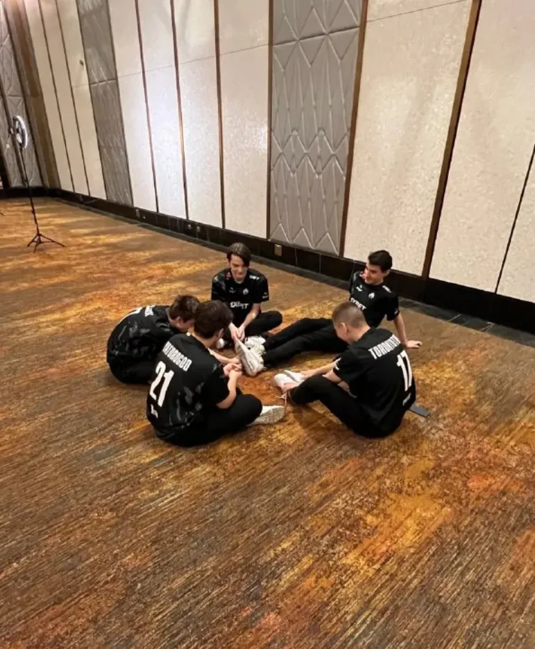 Team Spirit на Gamers8 Riyadh Masters 2022