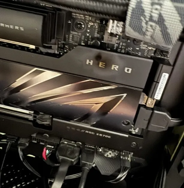 ASUS ROG Astral GeForce RTX 5090