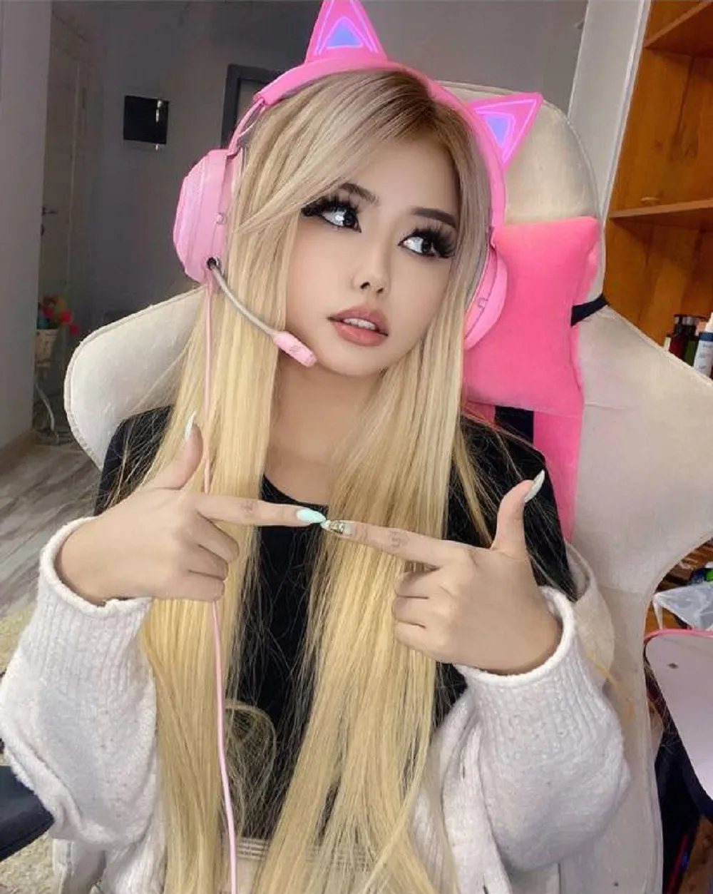 Аля ABQueen Бекбаева