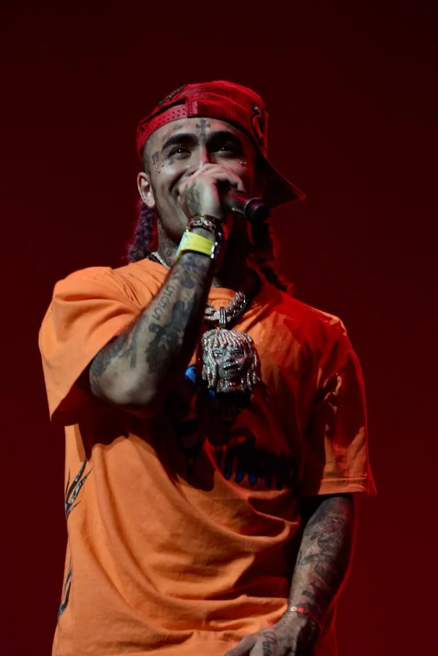 Lil Pump исполнил главные хиты и раскачал зал между картами гранд-финала