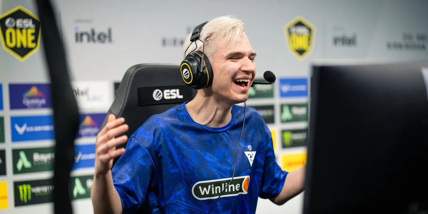 Pure выступал за Tundra Esports в 2024 году, заняв 3 место на The International 13