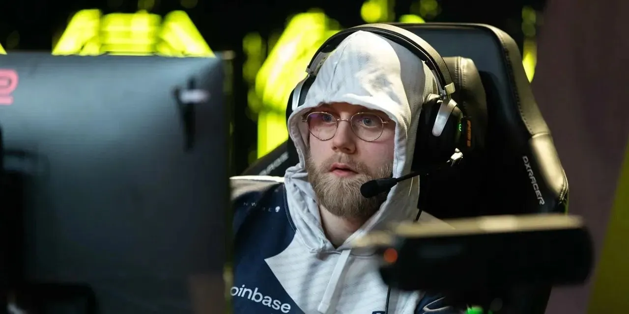 Azure Ray – Team Liquid: без трех карт победитель не будет определен