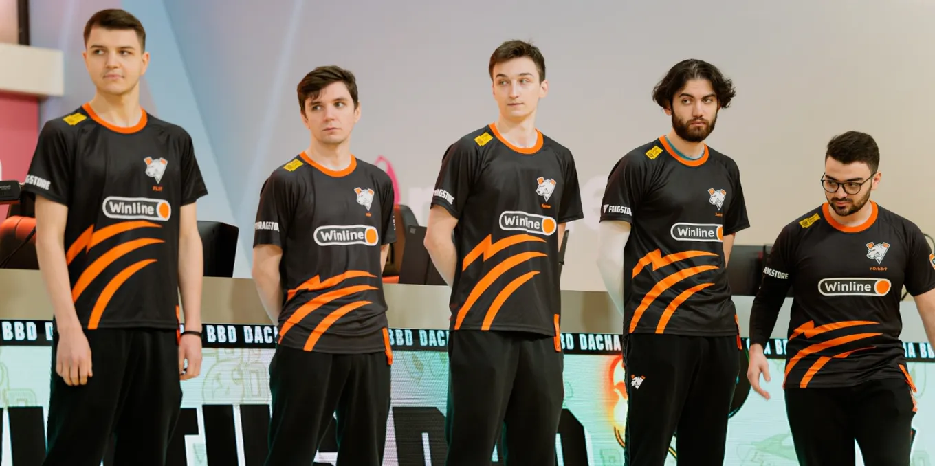 Virtus.pro: mir, fame, Jame, n0rb3r7, FL1T