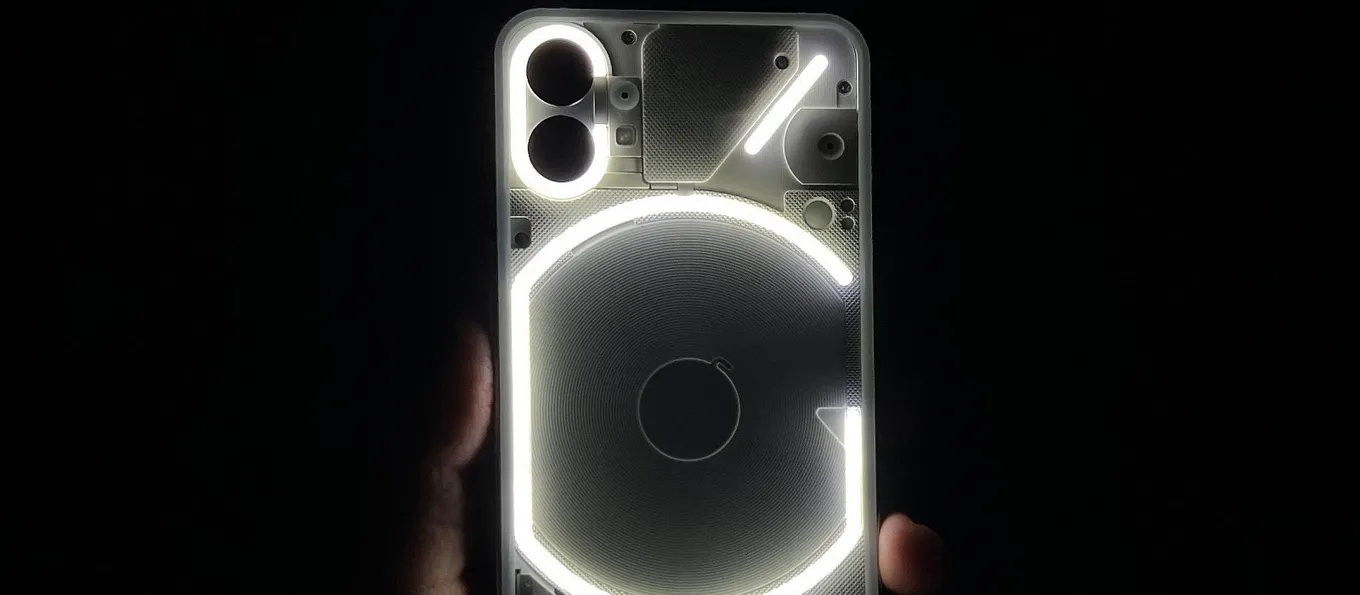 Подсветка Nothing Phone 1