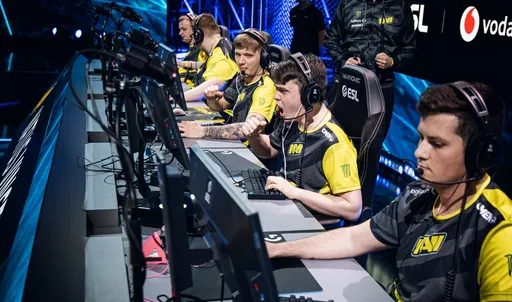 NaVi и Gambit прошли в стадию «Легенд» на PGL Major Stockholm 2021