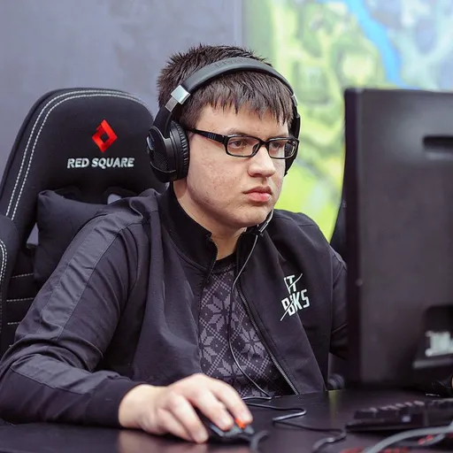 Team Empire одолела EXTREMUM