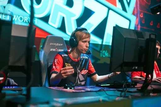 Nemiga сразится с Natus Vincere в матче на вылет из D2CL Season 7