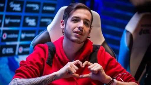Состоялся первый шоу-матч на Ancient — в конце игры VINI зарезал kennyS