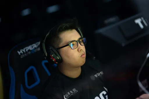 Fnatic проиграла BOOM в первом дивизионе DPC 2021/2022 для ЮВА