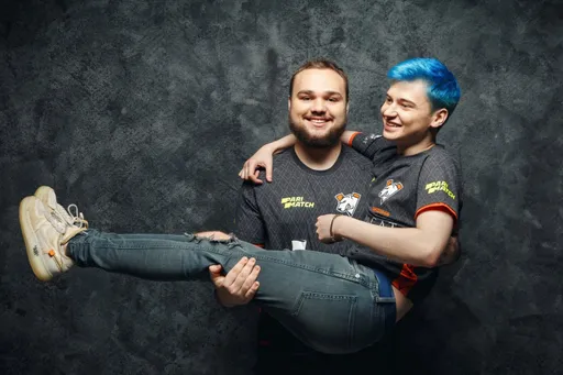 Команда RAMZES666, No[o]ne и Afoninje сыграли вничью в матче по CS:GO со стримерами Fortnite