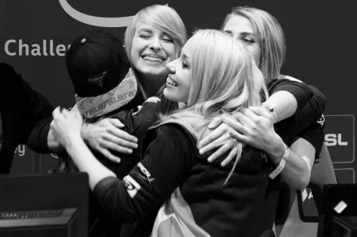 ESL проведет более 20 турниров по CS:GO только для женщин