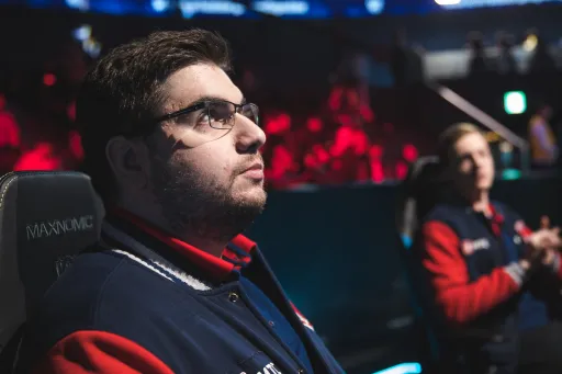 Edward завершил карьеру профессионального игрока в League of Legends