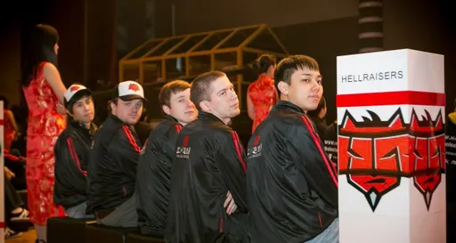 V‑Gaming заработала вторую победу на D2CL 2021 Season 4