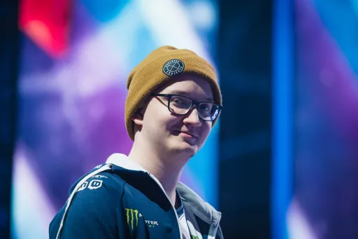Team Liquid одержала шестую победу на DPC 2021/2022 для Европы