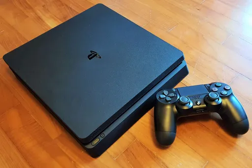 Крупные розничные сети России перестали продавать PlayStation 4 Slim
