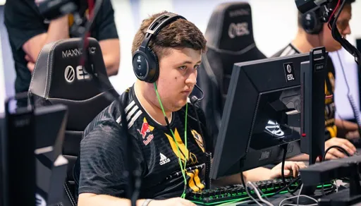 ZywOo провёл худшую карту по рейтингу на LAN за всю свою карьеру