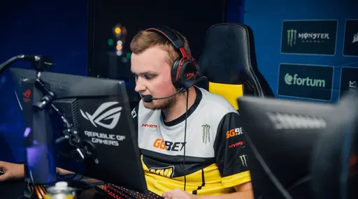 Аналитик FaZe: flamie негибкий и у него есть проблемы с инициативой