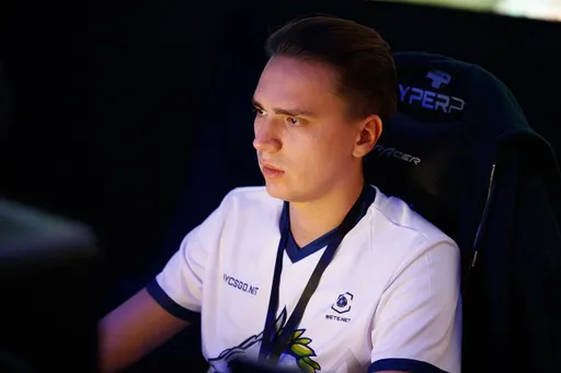 Prosti Esli проиграла Fantastic Five на DPC 2021: Season 2 для СНГ