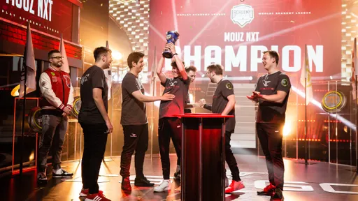 Mouz NXT стала двукратным чемпионом WePlay Academy League
