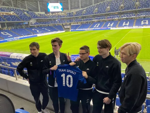 Чемпионы TI10 поддержали ФК «Динамо Москва» в матче против «Уфы»