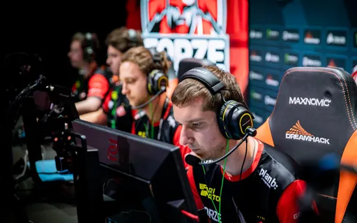 ForZe всухую победила Entropig и заняла пятое место на StarLadder CIS RMR 2021
