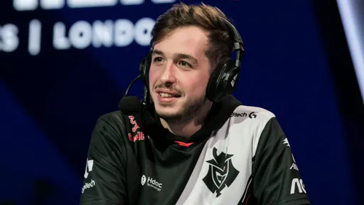 KennyS продолжит выступать на про-сцене СS:GO