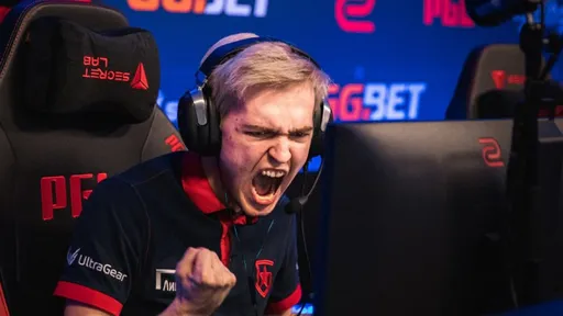 Gambit и Virtus.pro попали в одну группу с FaZe и Heroic на IEM Winter 2021