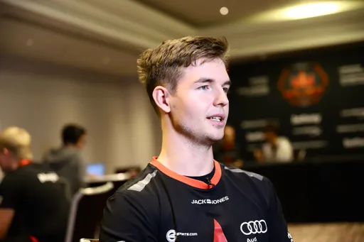 Ninjas in Pyjamas могла купить device у Astralis за 700 тысяч долларов