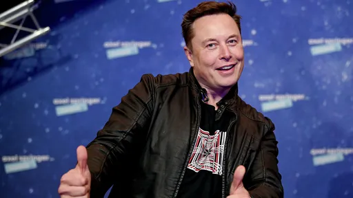 Свисток Tesla и часы Cyberpunk — топ странных релизов крупных корпораций