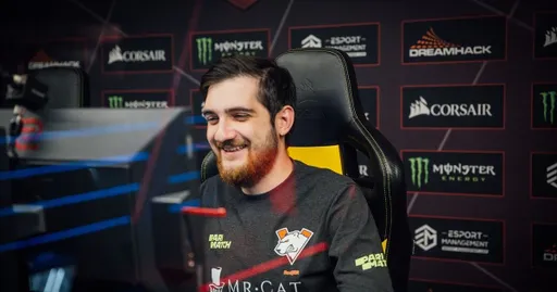 RodjER играет за Galactic Aliens в матче против PuckChamp на D2CL Season 4